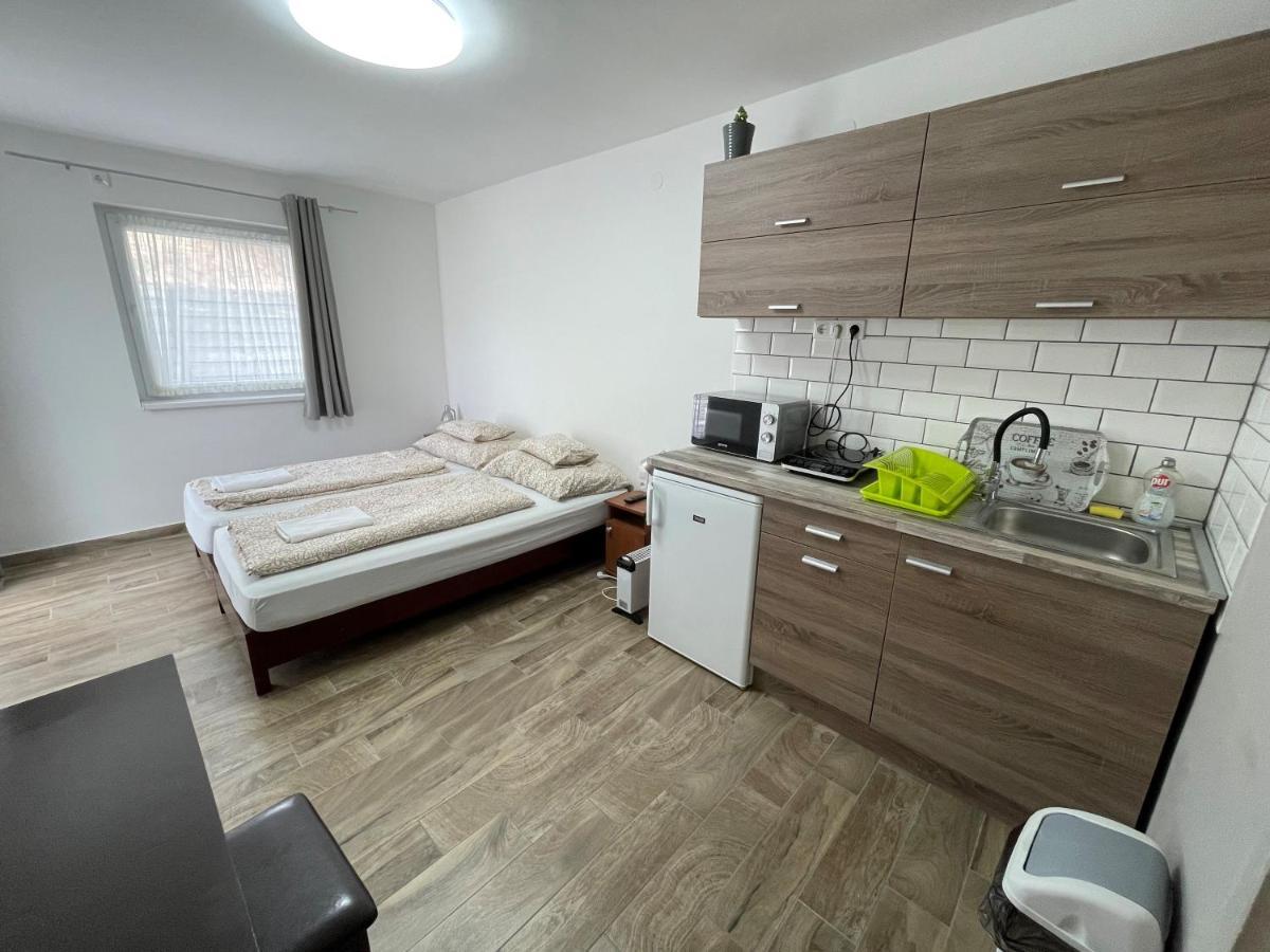 Freedom Apartman Morahalom Exterior photo